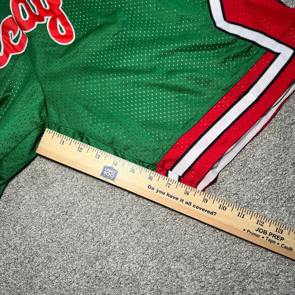 1997-98 Chicago Bulls Hardwood Classics Just Don Retro Shorts. SZ Large - Picture 6 of 6